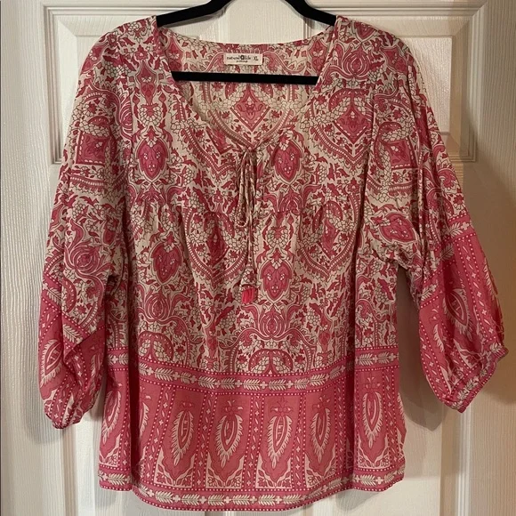 Natural Life Heidi Top in Paisley Design - Picture 2 of 5